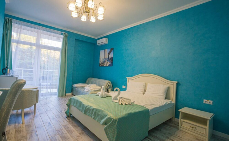 Джуниор сьют