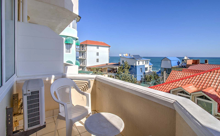 Стандарт вид на море с балконом