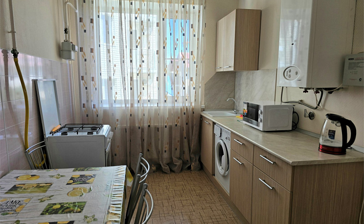 Апартаменты с кухней, стиральной машиной и балконом