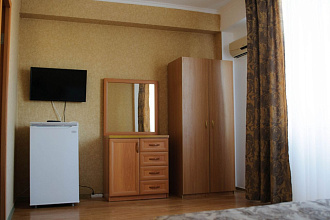 Эллас, отель