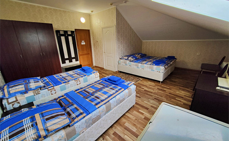 Номер без балкона до 4-х мест