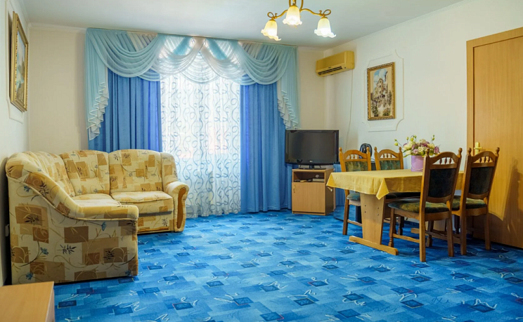 Улучшенный 2-комнатный номер на 4 этаже